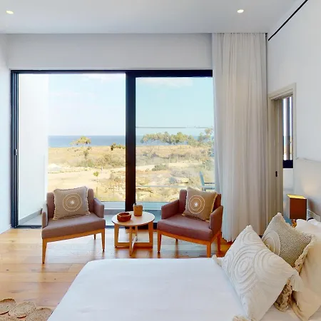 Villa Sanders Konnos Bay Polymnia, Stunning 4-bedroom With Sea View No1 Protaras